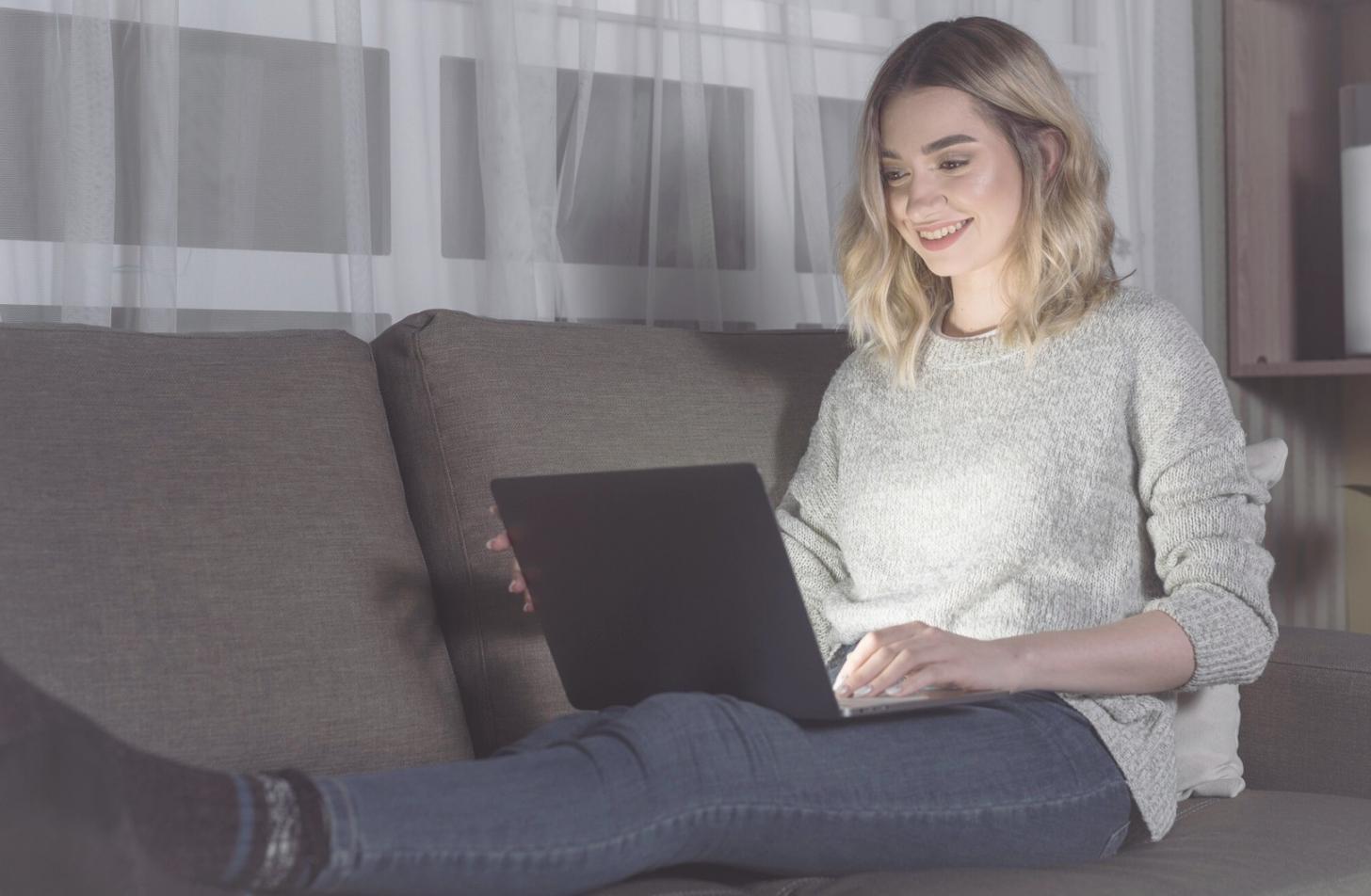 Analyse collaborative de documents financiers lors d'un webinaire interactif